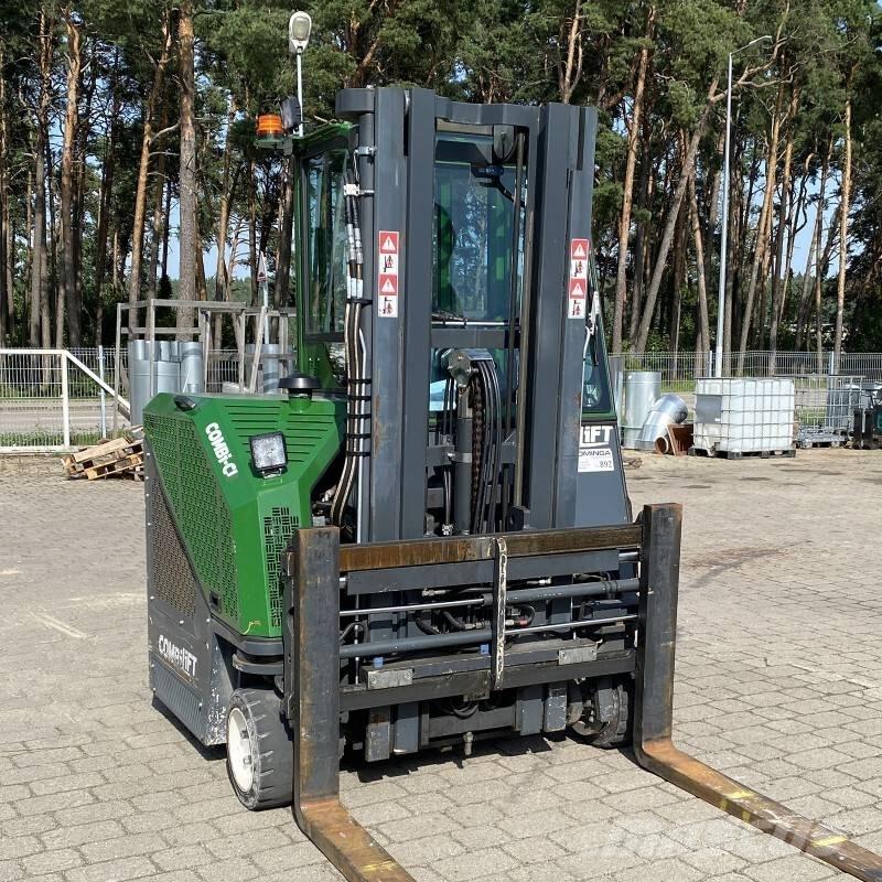 Combilift CB 2500 4방향 리치트럭