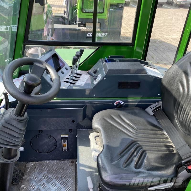 Combilift CB 2500 4방향 리치트럭