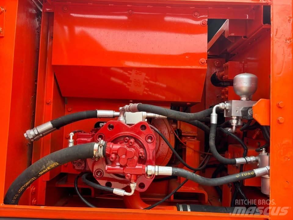 Doosan DX 225 LCA 대형 굴삭기 29톤 이상