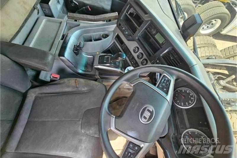 UD TRUCKS QUON 기타 트럭