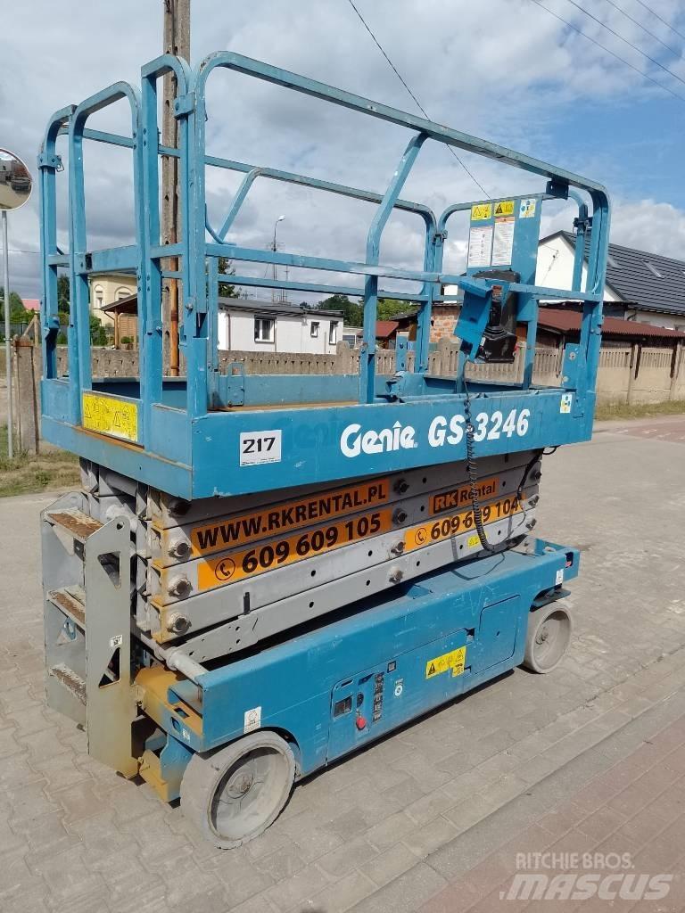 Genie GS 3246 가위형 리프트