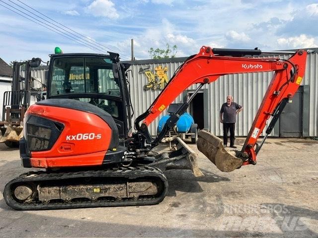Kubota KX 060-5 소형 굴삭기 7톤 미만