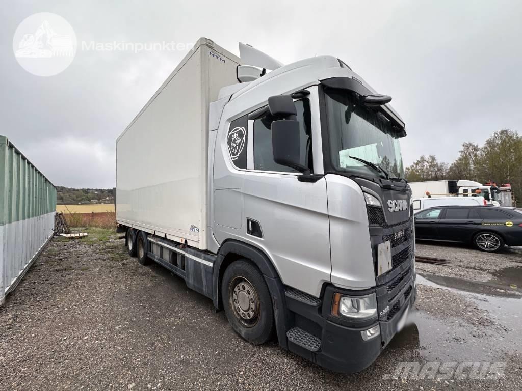 Scania R 520 탑차 트럭