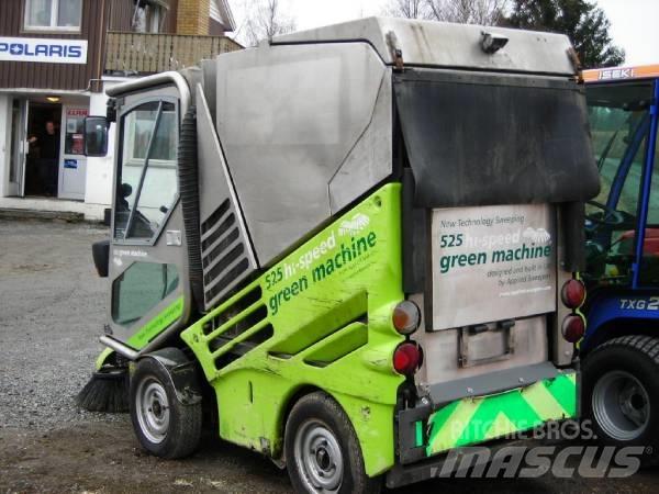 Green Machines 525 도로 청소차