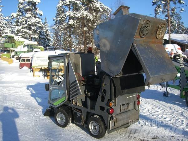 Green Machines 525 도로 청소차