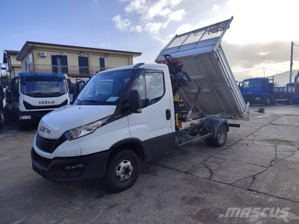 Iveco Daily 35-120 크레인 트럭