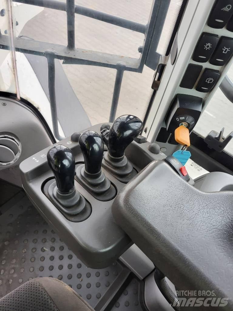 Volvo L 110 H  휠로우더