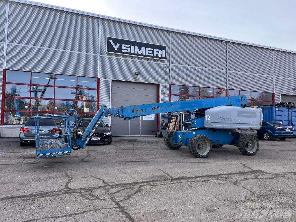 Genie S 65 관절형 전동이동 리프트