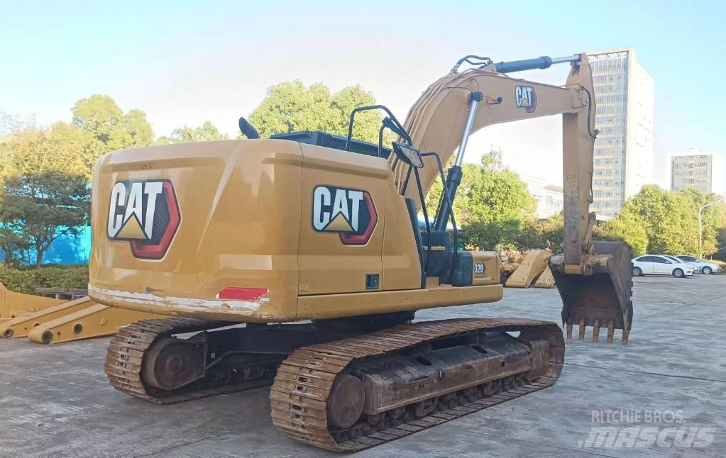CAT 320 대형 굴삭기 29톤 이상