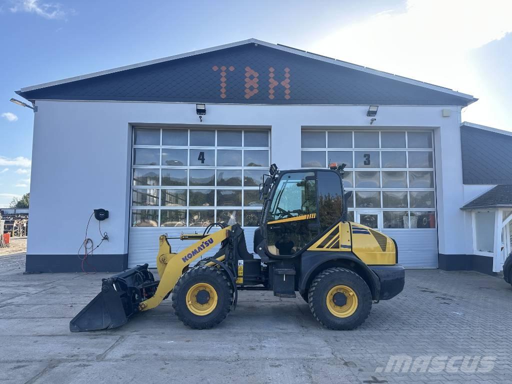 Komatsu WA 80-6  휠로우더