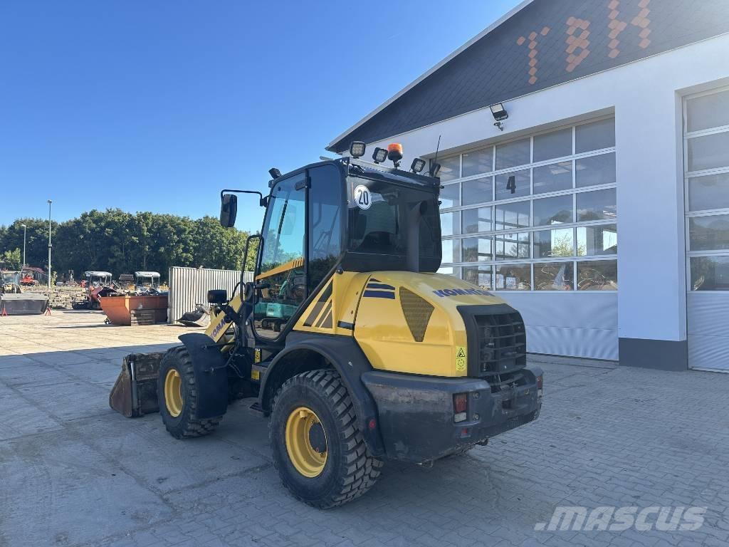 Komatsu WA 80-6  휠로우더