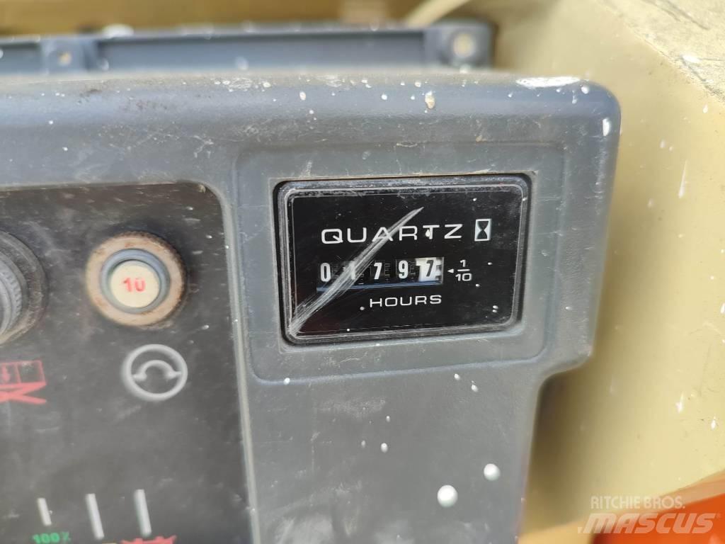 JLG 3246 ES 가위형 리프트