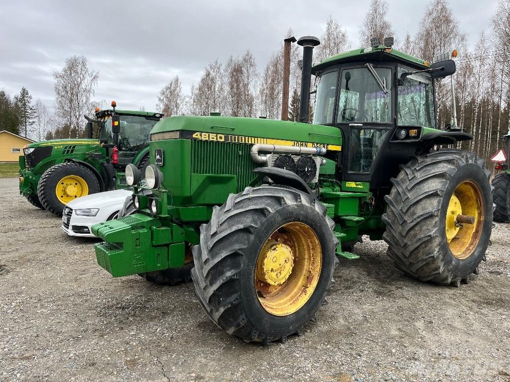 John Deere 4850 트랙터