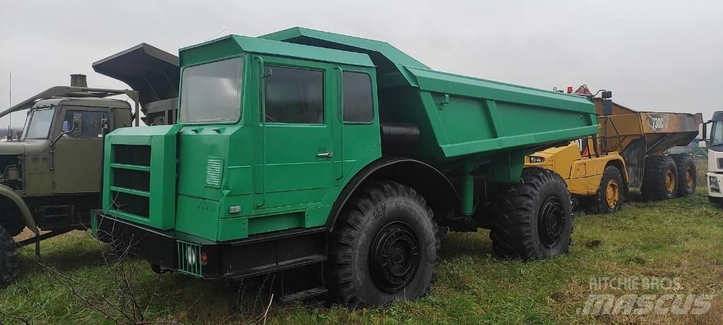 Belaz 75051 초대형 덤프 트럭