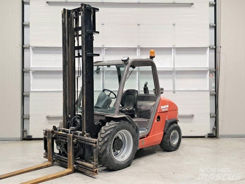Manitou MSI30D 험지용 트럭