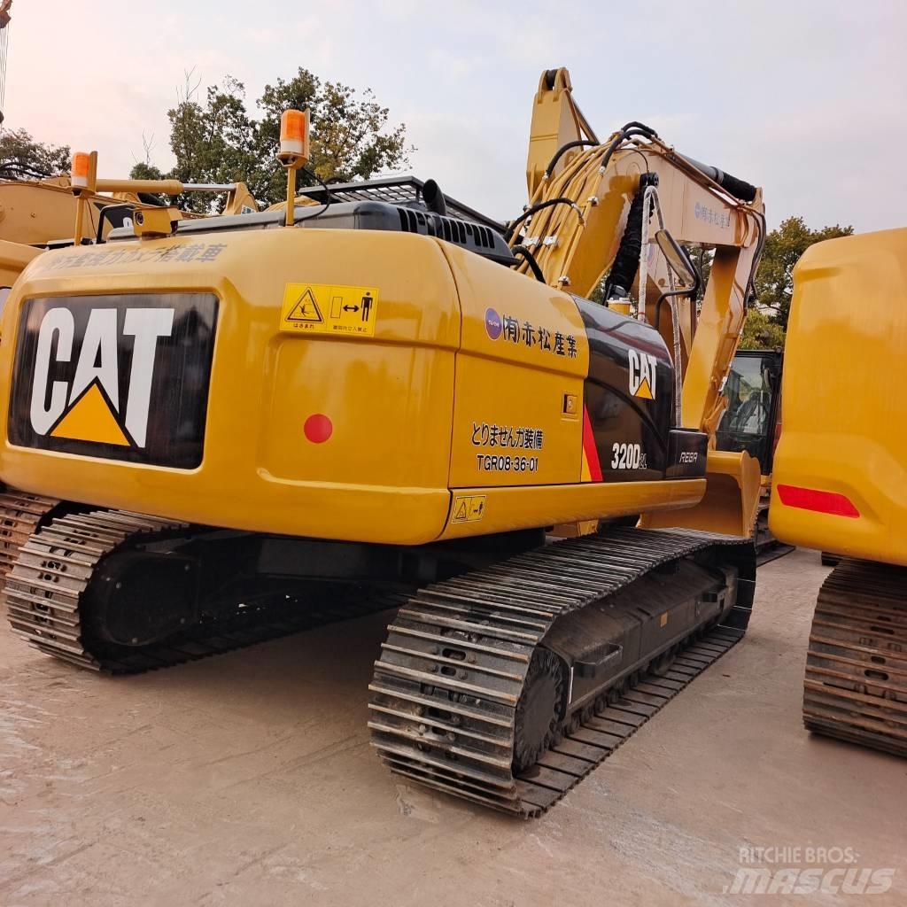 CAT 320DL 대형 굴삭기 29톤 이상