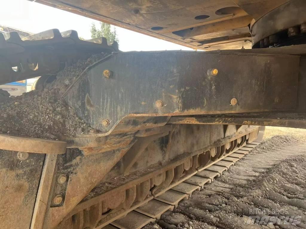 CAT 374 대형 굴삭기 29톤 이상