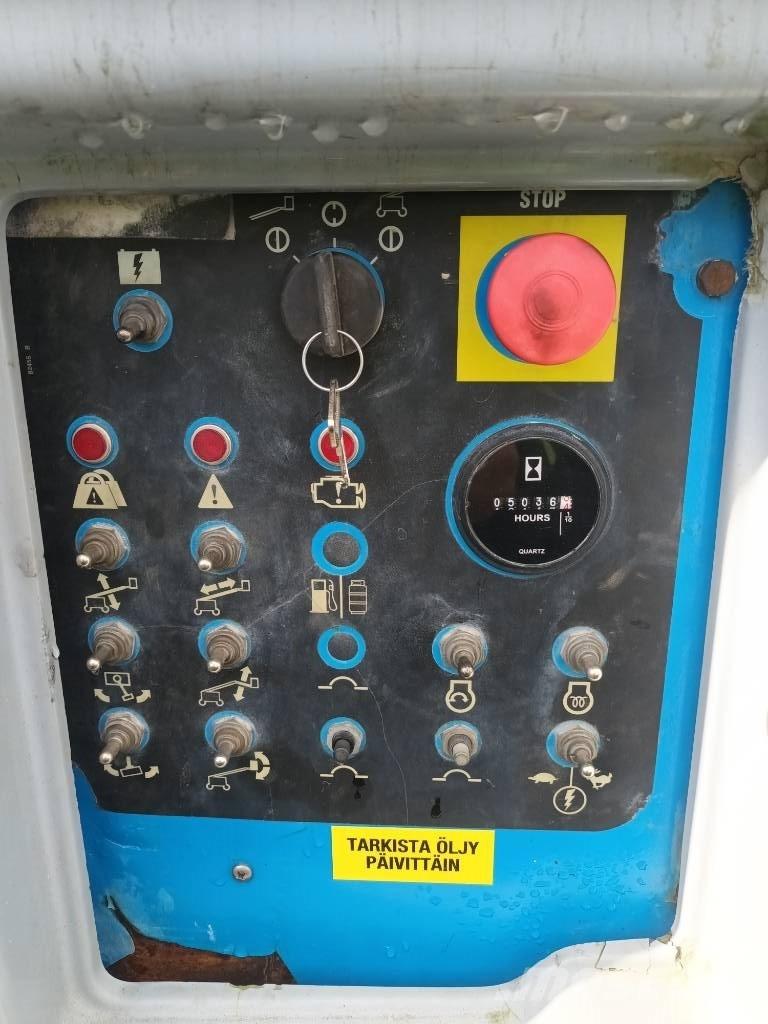 Genie S 65 RT 견인식 전동이동 리프트