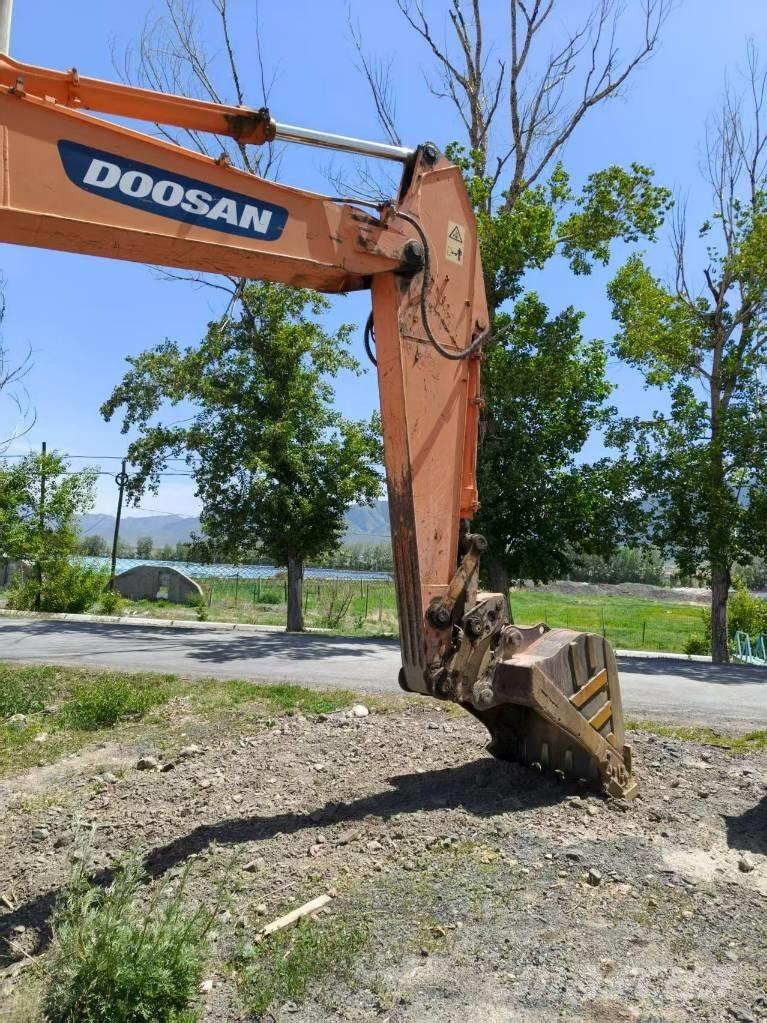 Doosan DH210W-7  휠 굴삭기