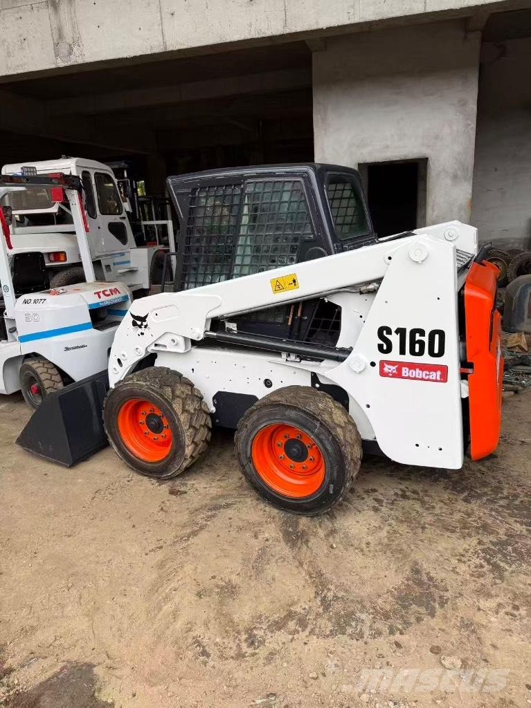 Bobcat S 160  스키드로더