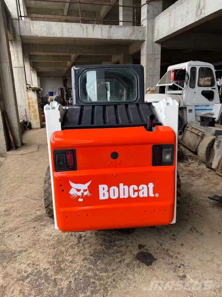Bobcat S 160  스키드로더