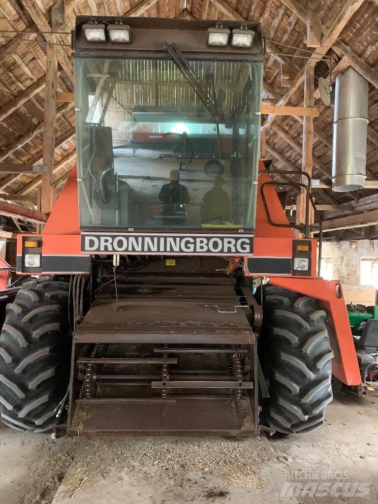 Dronningborg 7200 콤바인 수확기