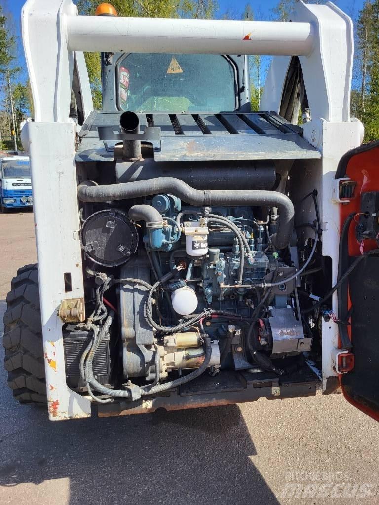 Bobcat A 300  스키드로더