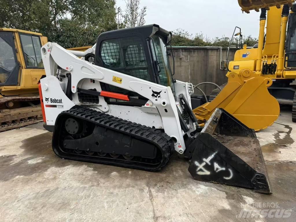 Bobcat T 770 궤도식 로우더