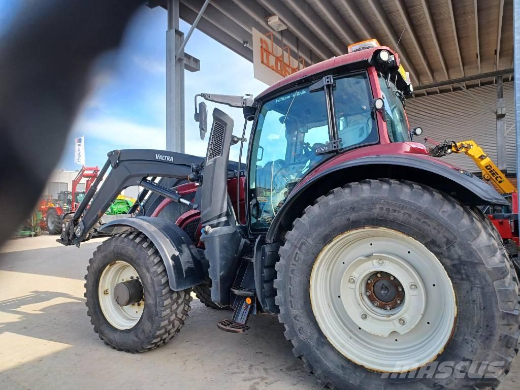 Valtra 234 Direct 트랙터