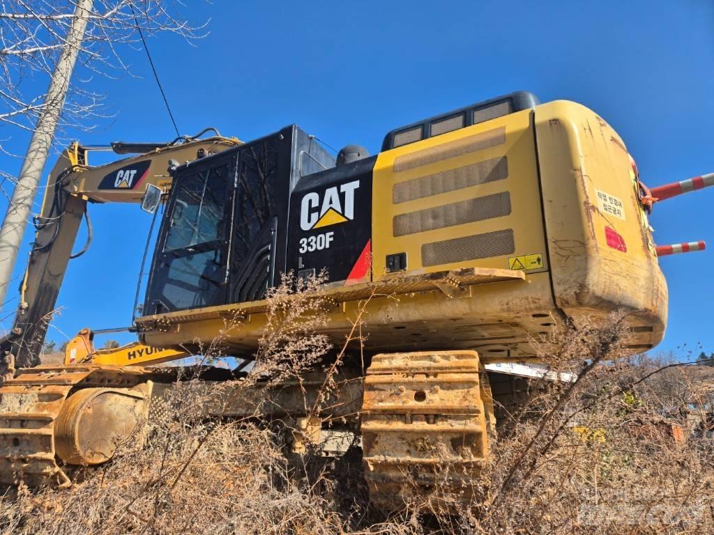 CAT 330F 대형 굴삭기 29톤 이상