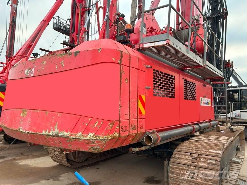 Soilmec SF65 말뚝설치기