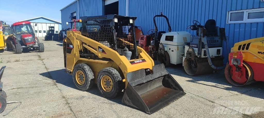 CAT 216  스키드로더
