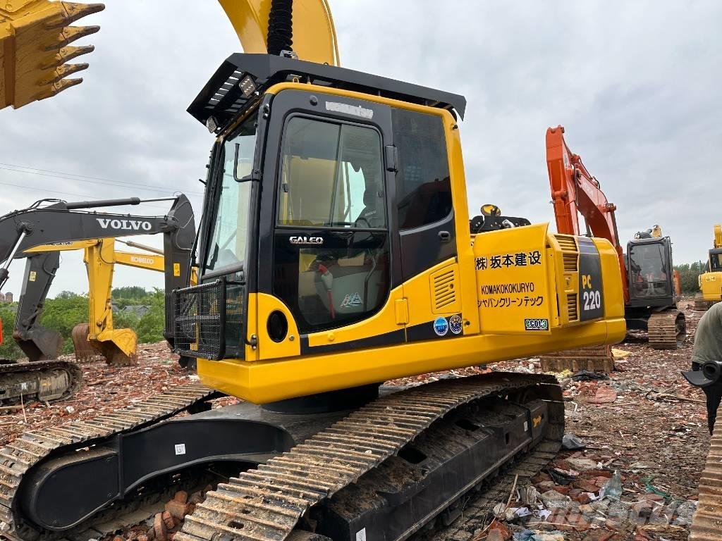 Komatsu PC 220-8M 대형 굴삭기 29톤 이상