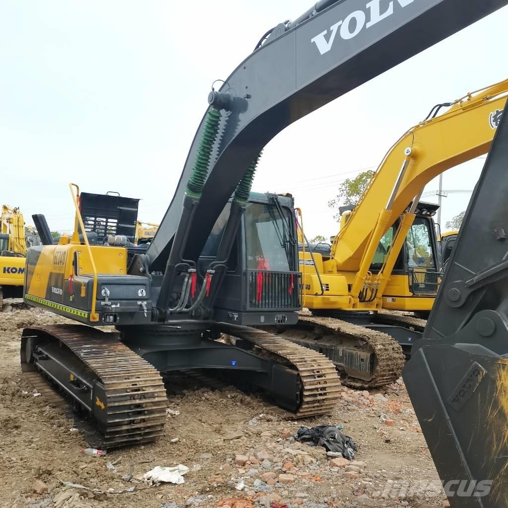 Volvo EC 240 대형 굴삭기 29톤 이상