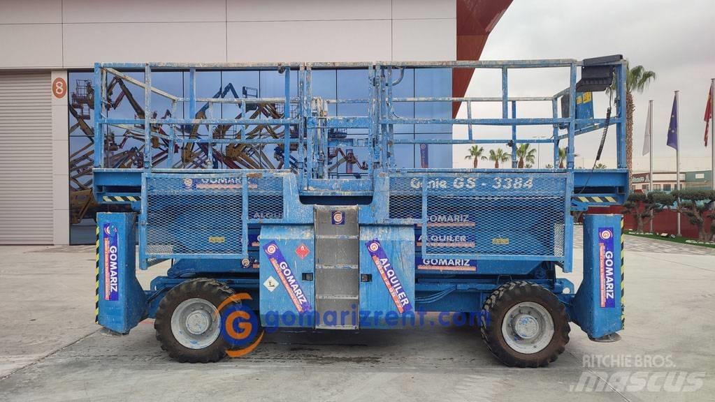 Genie GS 3384 RT 가위형 리프트
