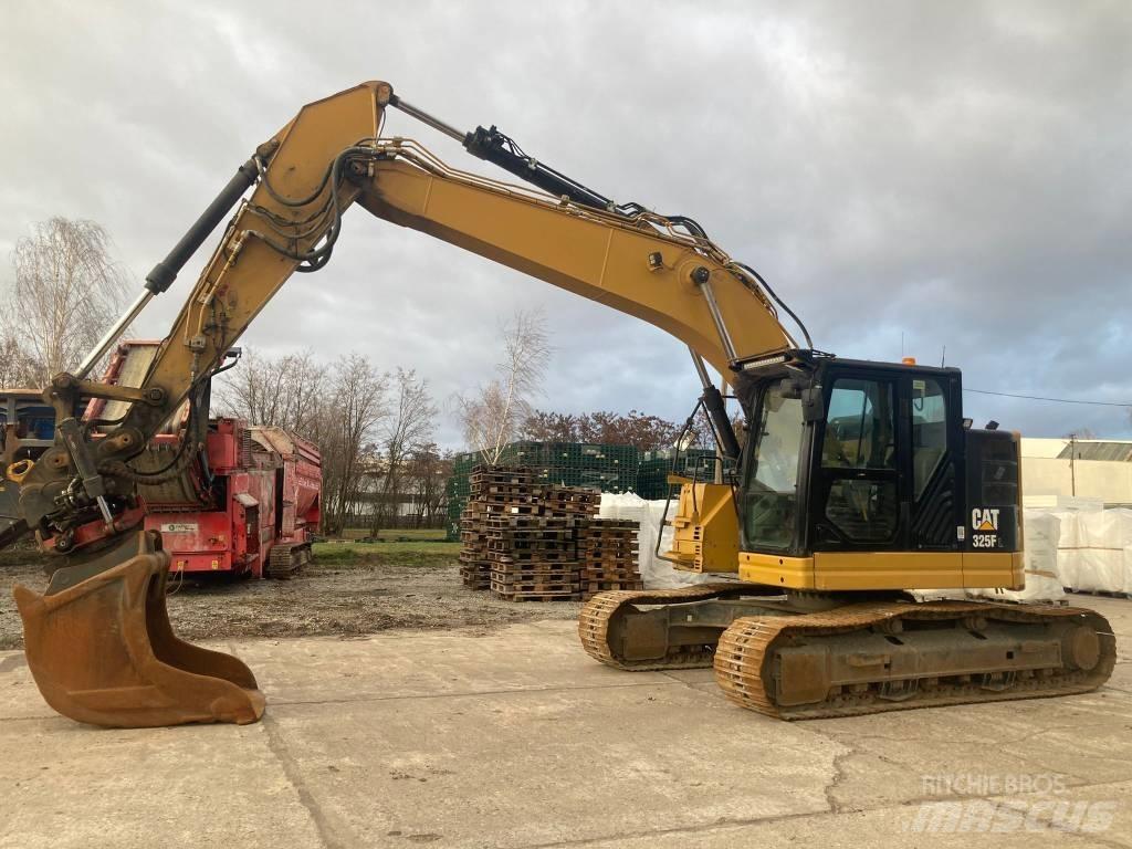 CAT 325 F LCR 대형 굴삭기 29톤 이상