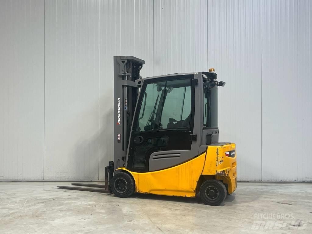 Jungheinrich EFG320 전동 지게차