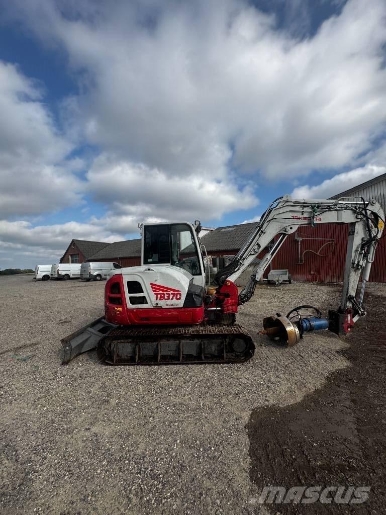Takeuchi TB 370 대형 굴삭기 29톤 이상