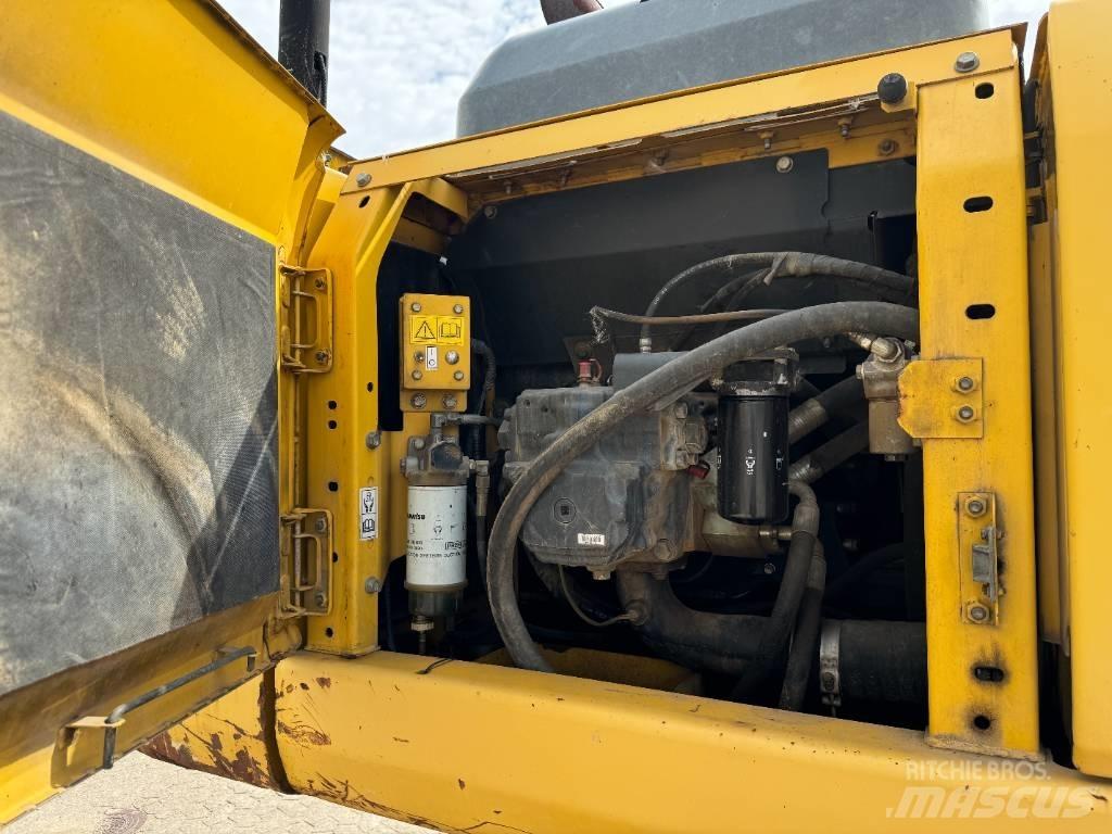 Komatsu PC 290 LC-8 대형 굴삭기 29톤 이상