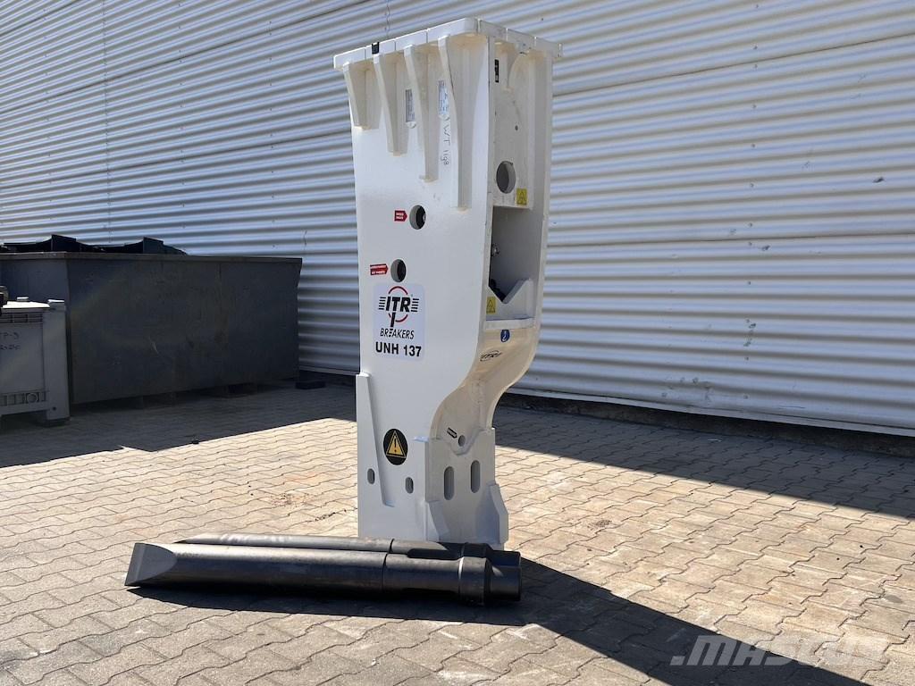 Hammer ITR UNH137 브레이커