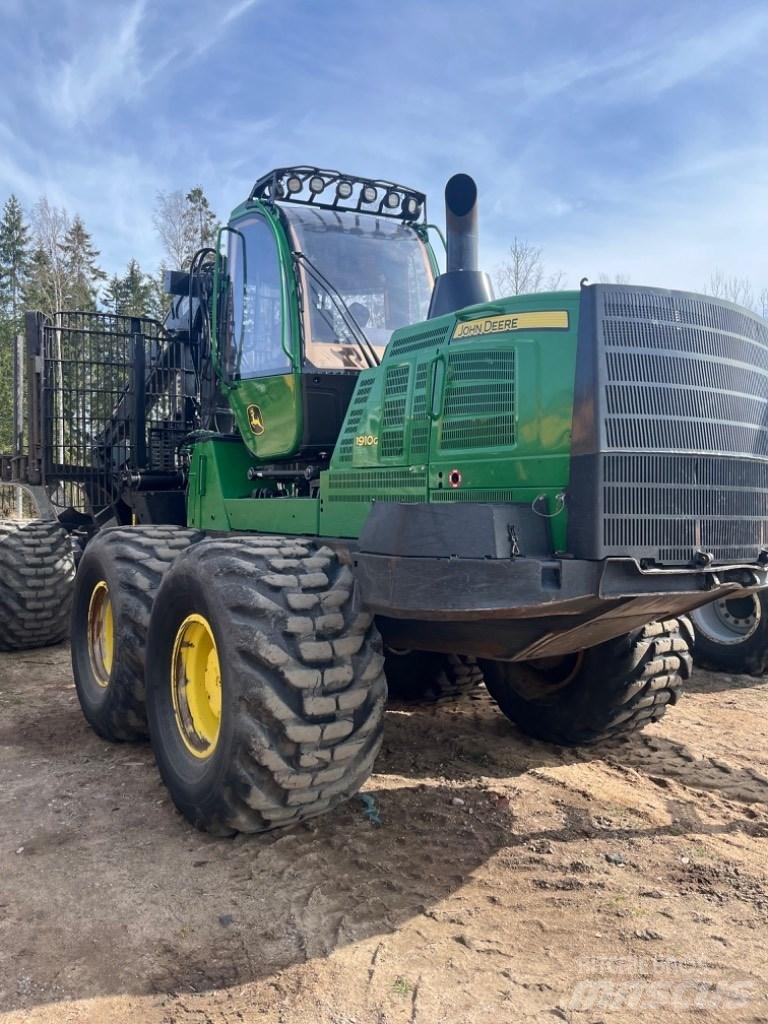 John Deere 1910g 원목 포워더