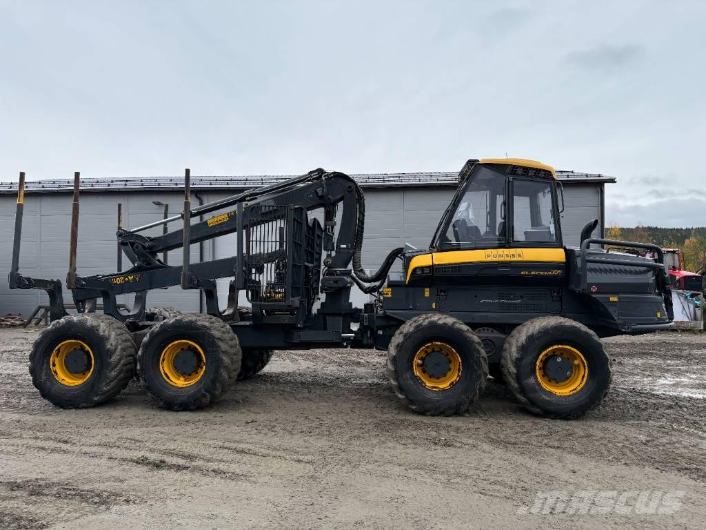 Ponsse Elephant King 원목 포워더