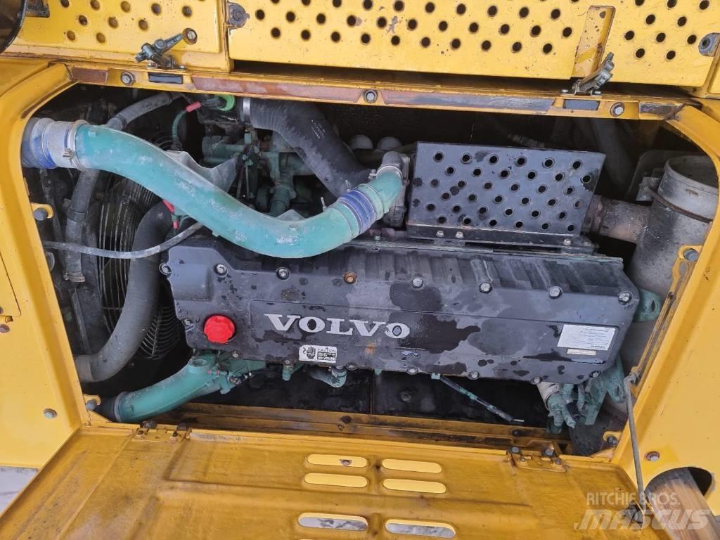 Volvo EC 460 B LC 대형 굴삭기 29톤 이상