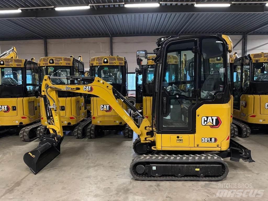 CAT 301.8 Next gen 소형 굴삭기 7톤 미만
