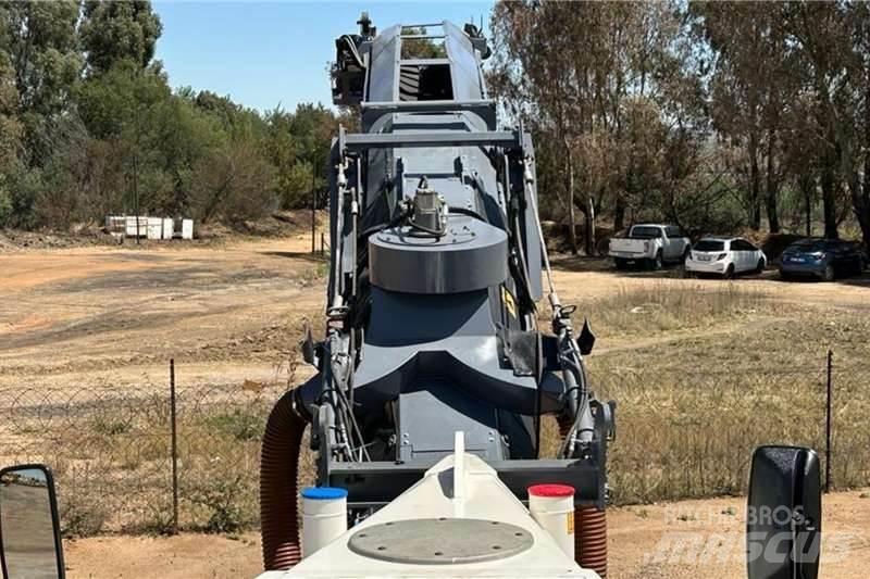 Wirtgen W100 기타 트럭