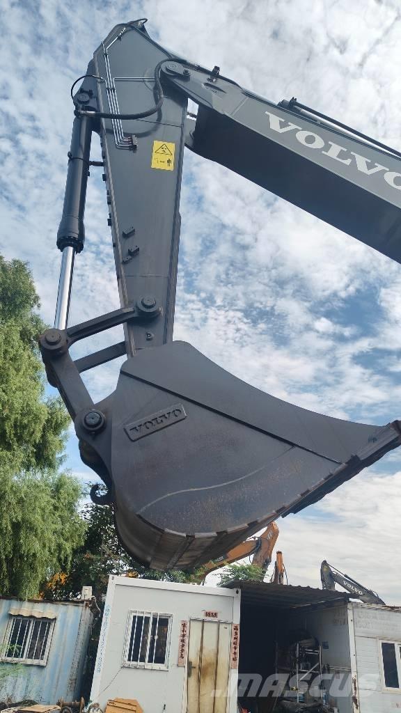 Volvo EC 290 대형 굴삭기 29톤 이상
