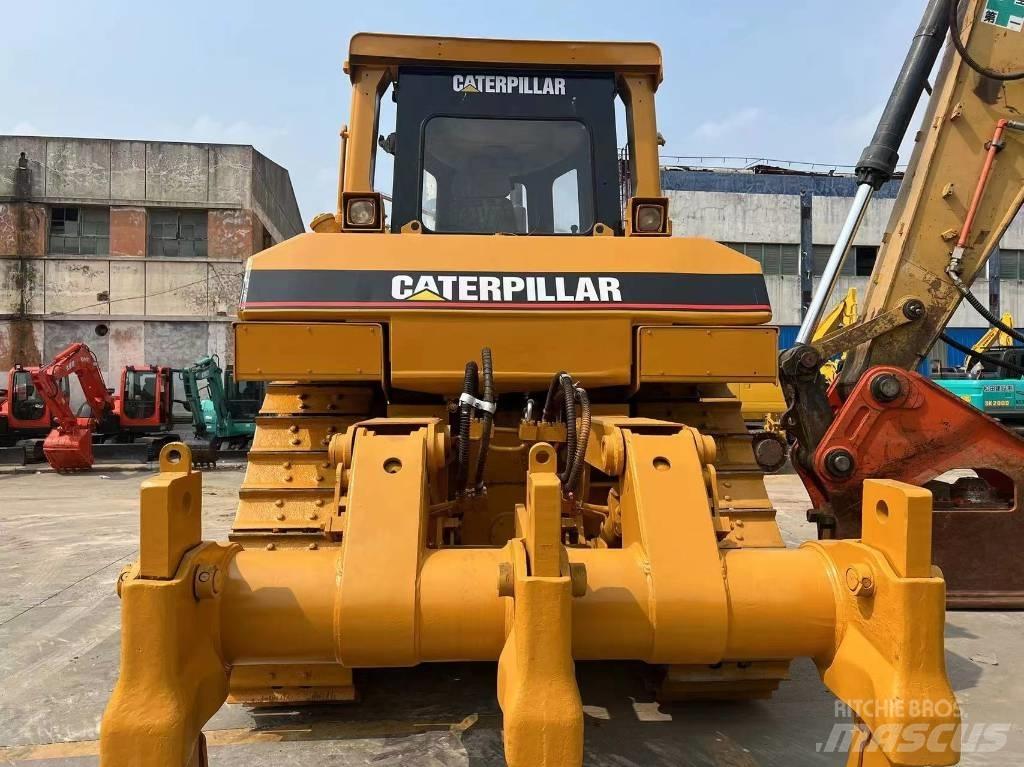CAT D8R 크롤러 도저