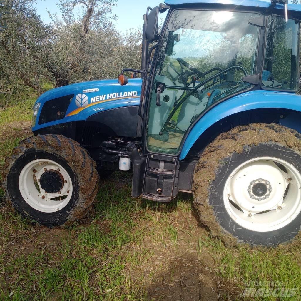 New Holland T 4.55 트랙터