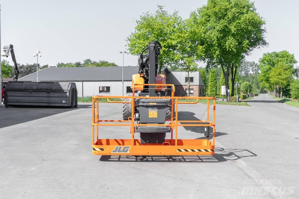 JLG 1350 SJP 견인식 전동이동 리프트