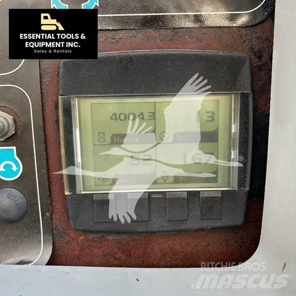 Genie S85 견인식 전동이동 리프트